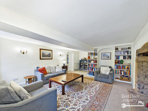 Sitting Room- click for photo gallery